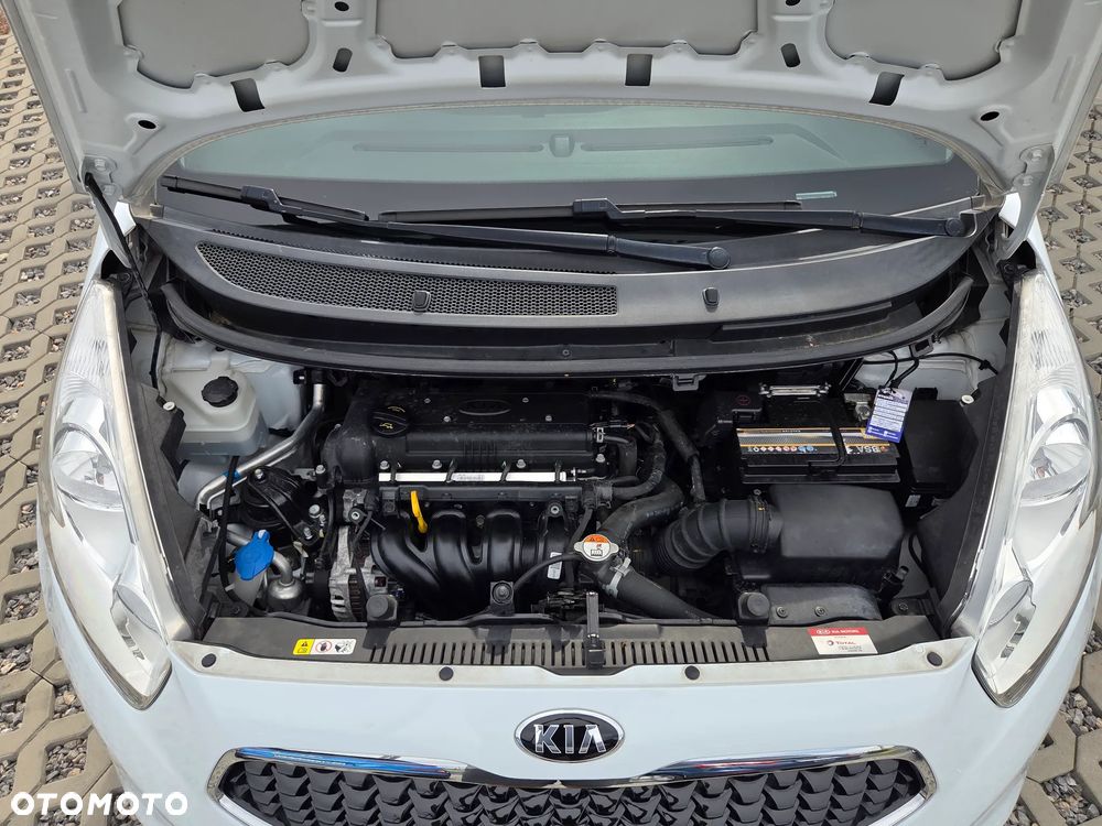Kia Venga - 15