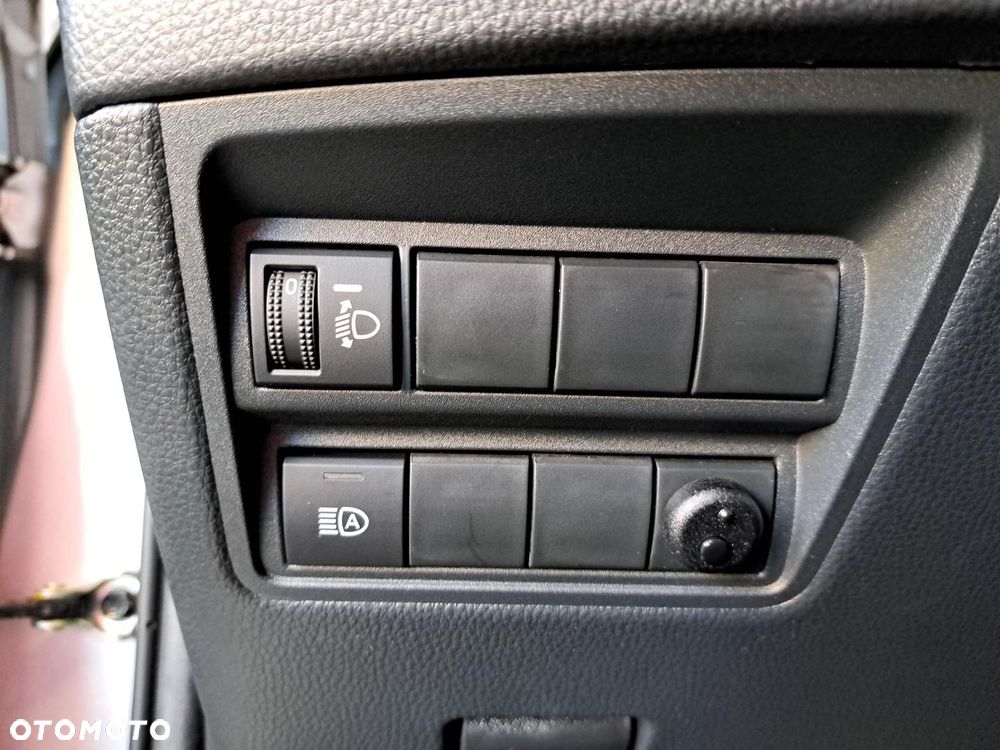 Toyota Yaris 1.5 Style CVT - 33