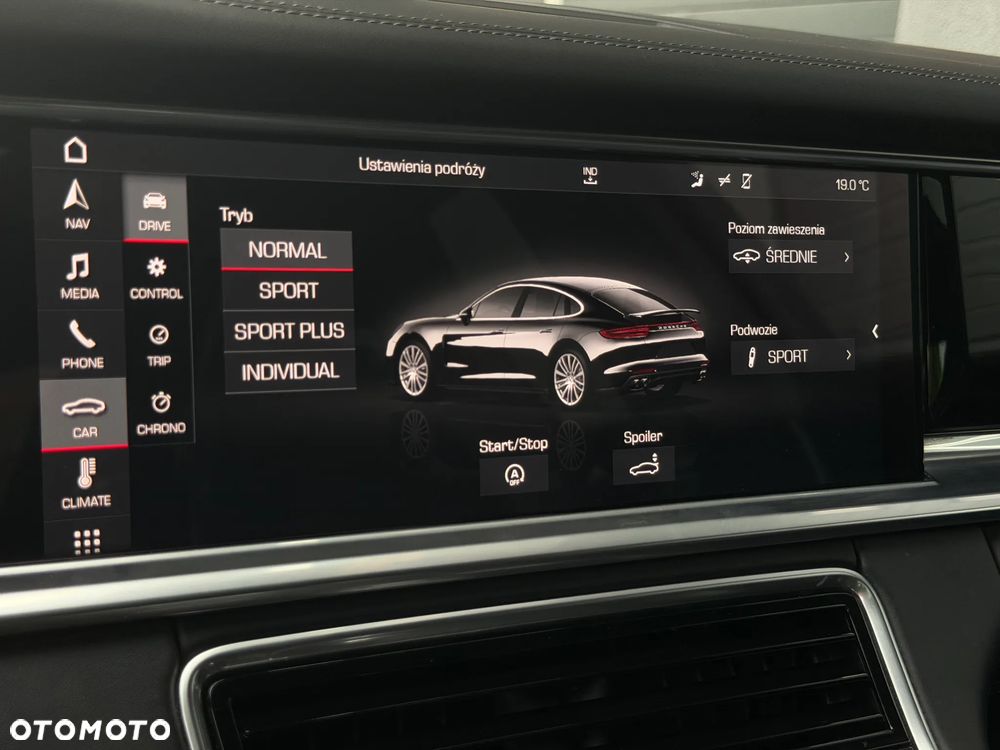Porsche Panamera 4 - 15