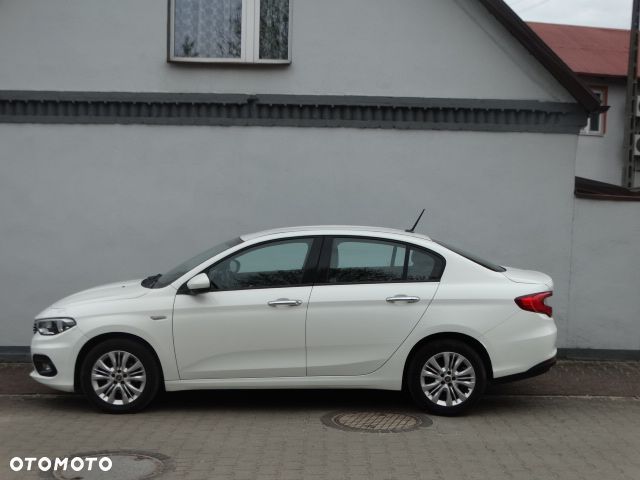 Fiat Tipo 1.6 MultiJet Lounge - 4