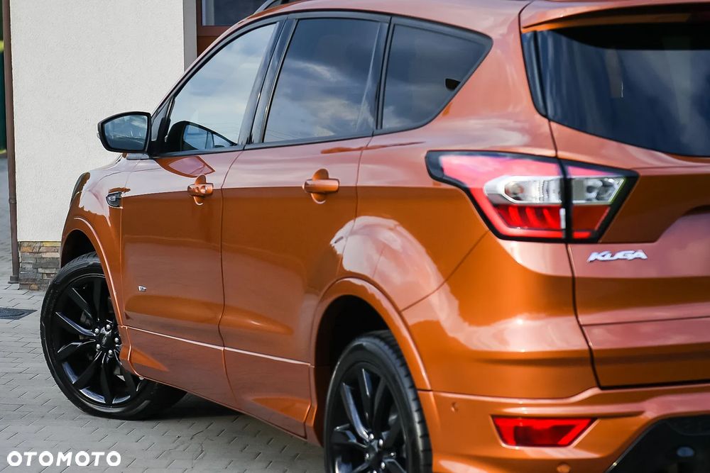 Ford Kuga 2.0 EcoBlue 4x4 ST-LINE - 14