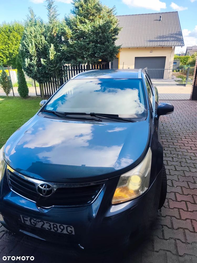 Toyota Avensis 1.8 Sol plus - 4