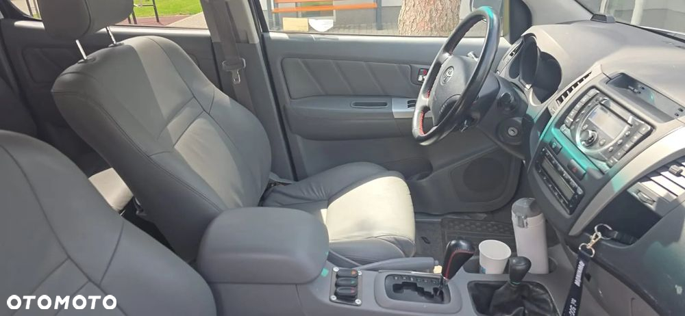 Toyota Hilux - 9