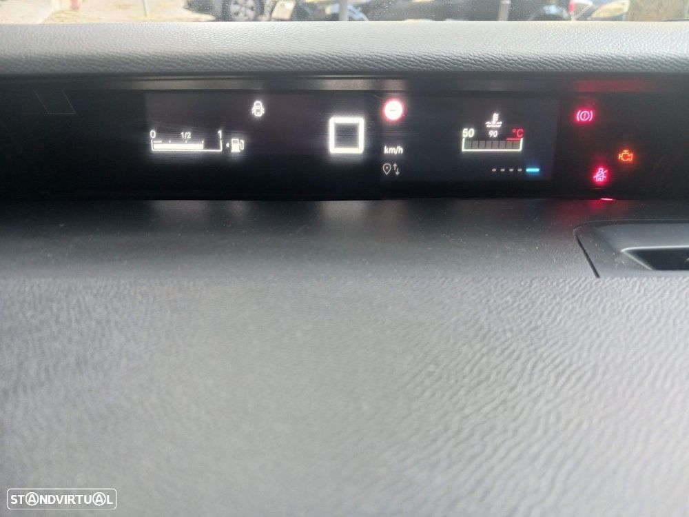 Citroën C3 1.2 Turbo Max — fotografia 12