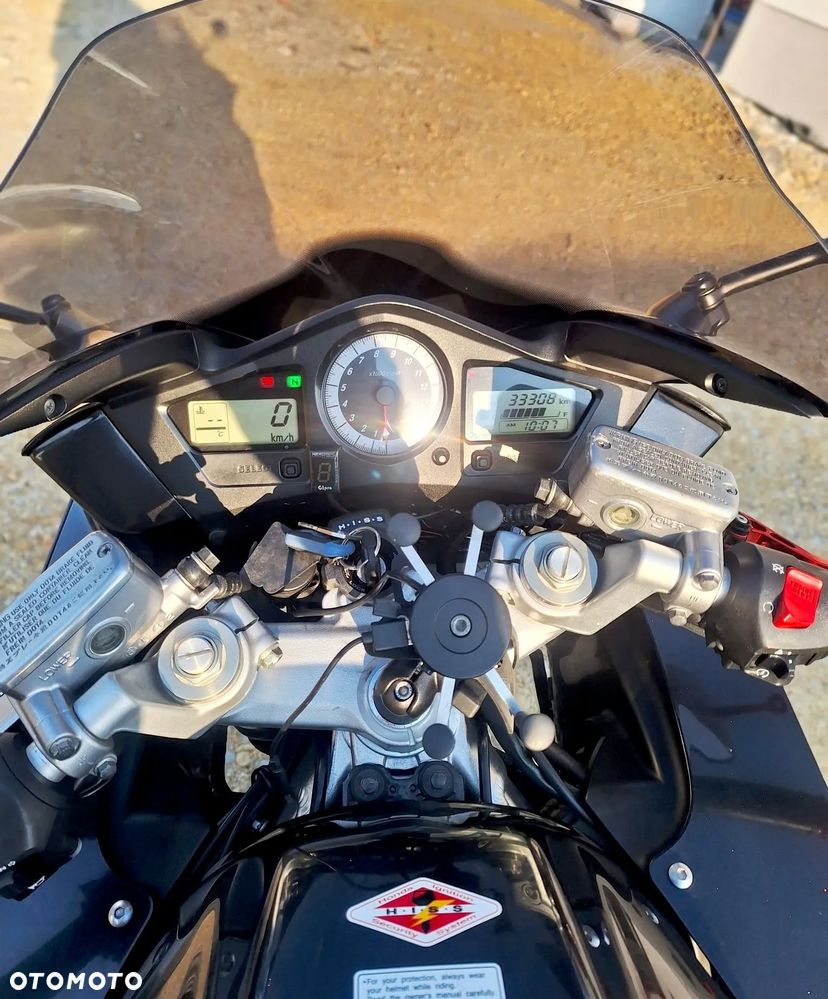 Honda VFR - 1