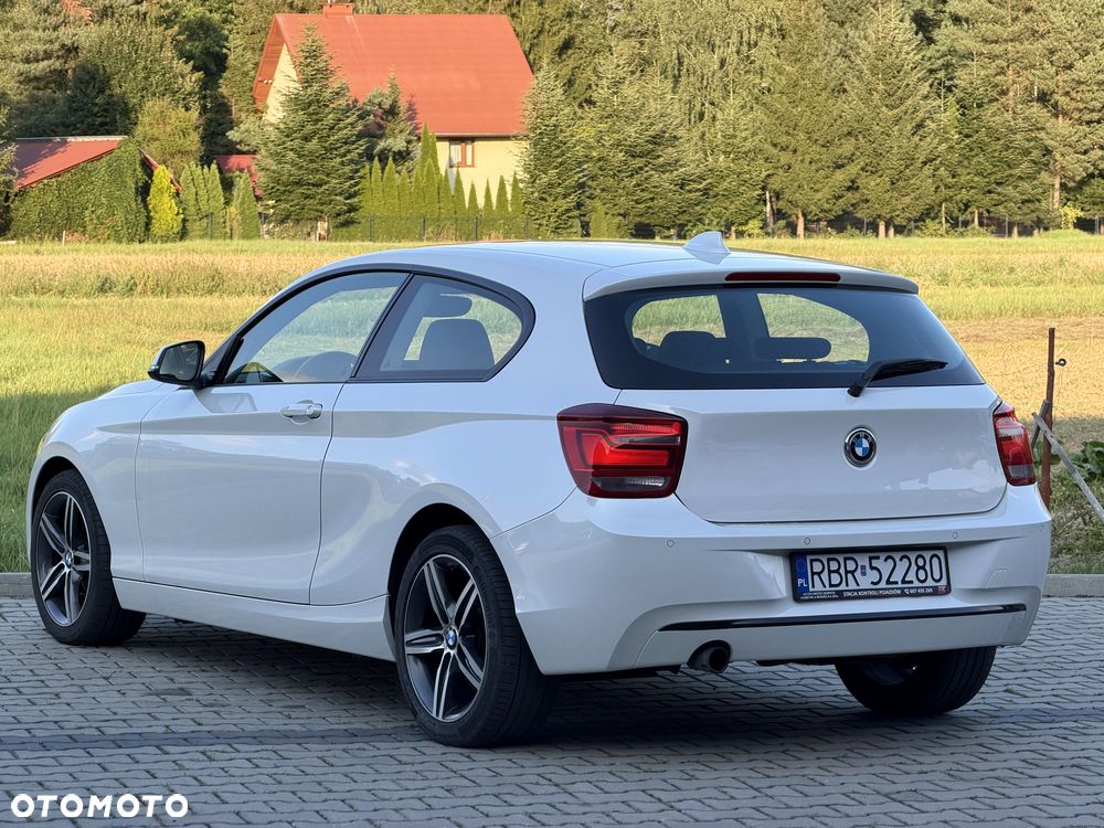 BMW Seria 1 116i Sport Line - 7