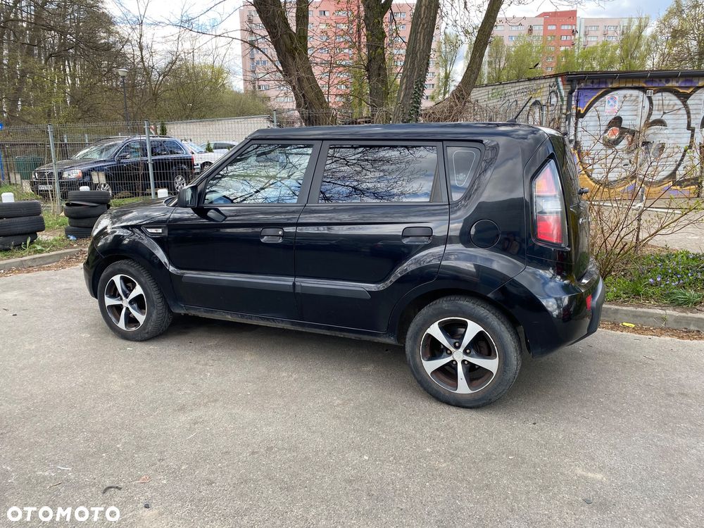 Kia Soul 1.6 CRDI M - 2