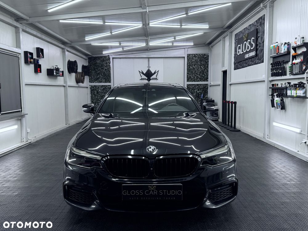 BMW 5 Series 2018 photo 2