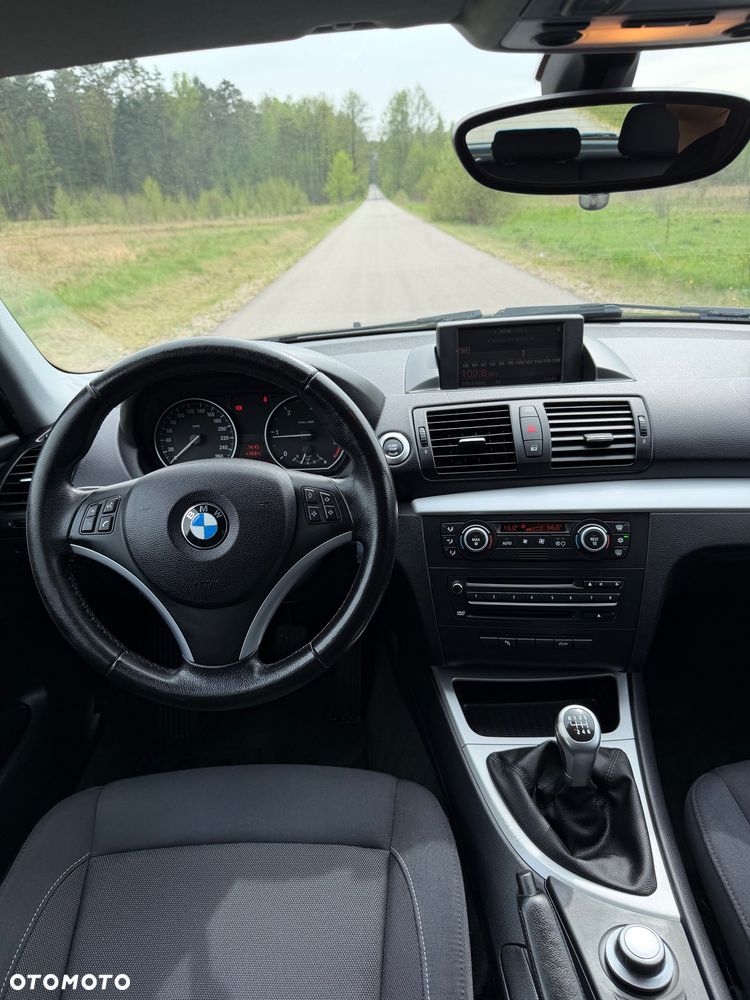 BMW Seria 1 120d DPF Edition Lifestyle - 15