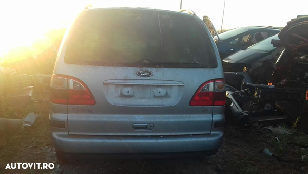 Dezmembrez Ford Galaxy 1,9 Tdi