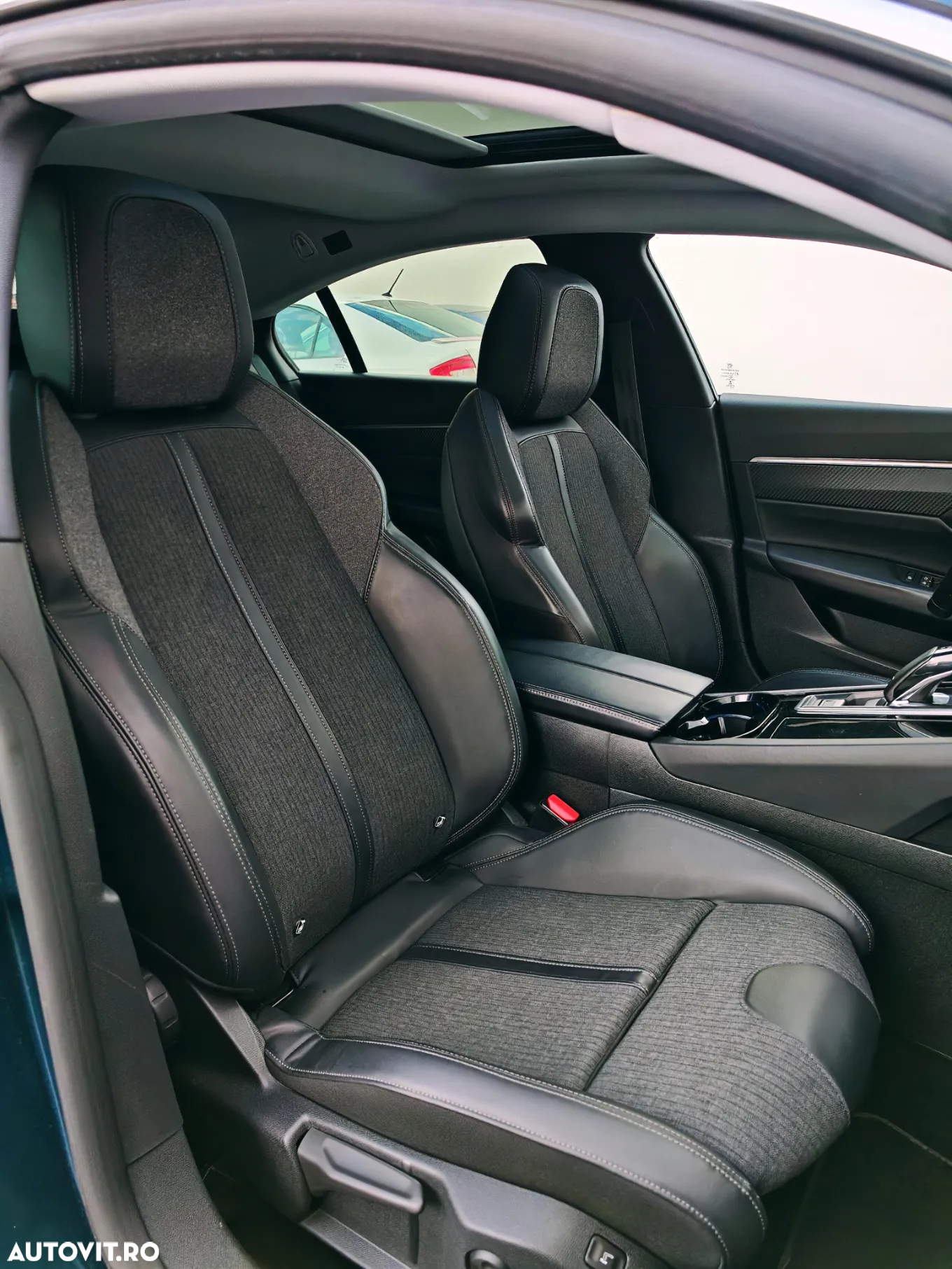 Peugeot 508 BlueHDi 130 EAT8 Allure - 23
