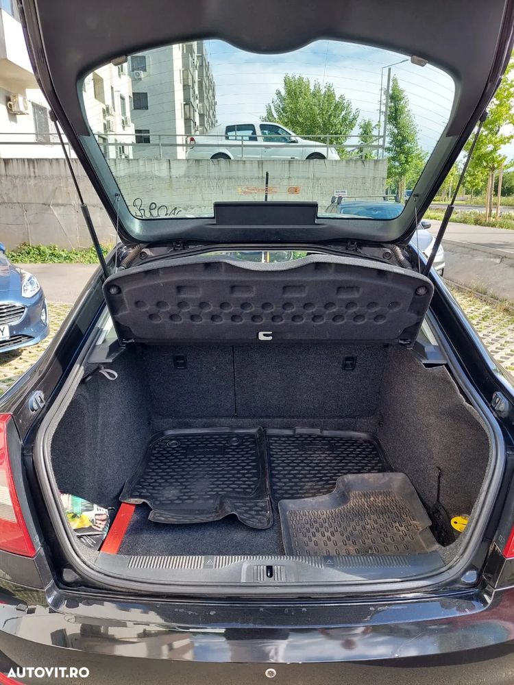 Skoda Octavia 1.6 MPI Classic - 8