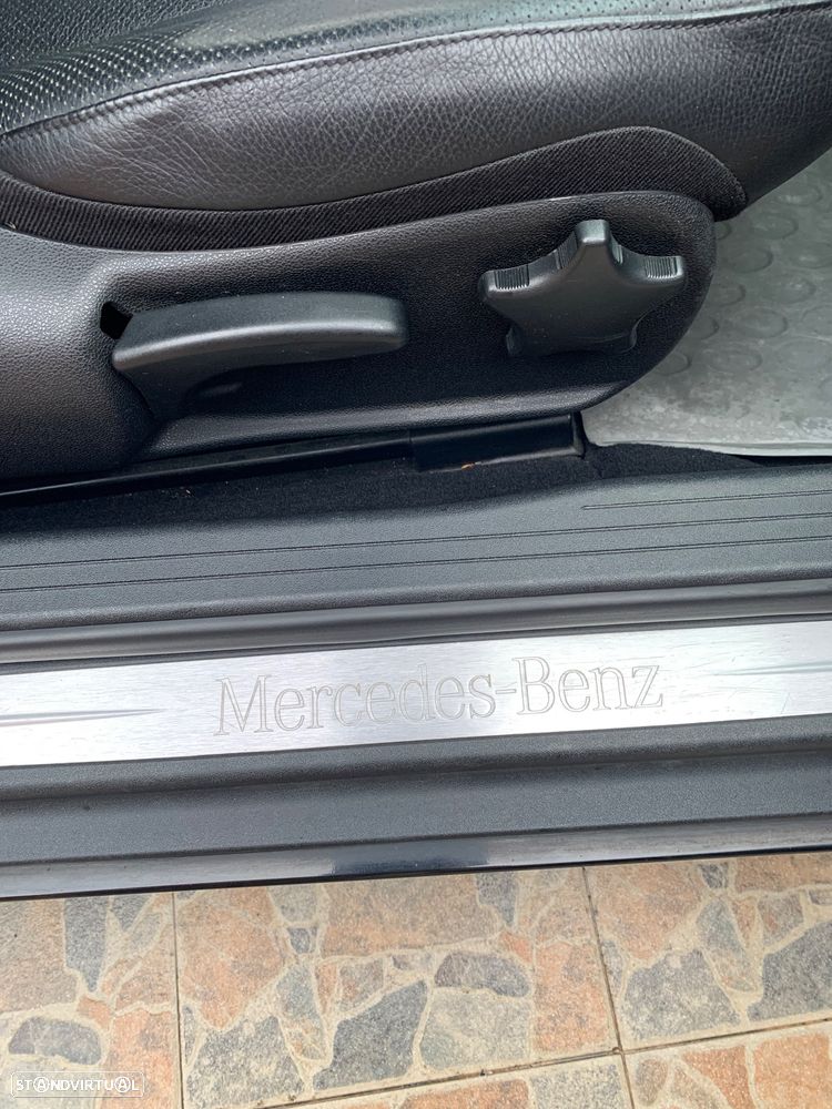 Mercedes-Benz CLK 320 - 24