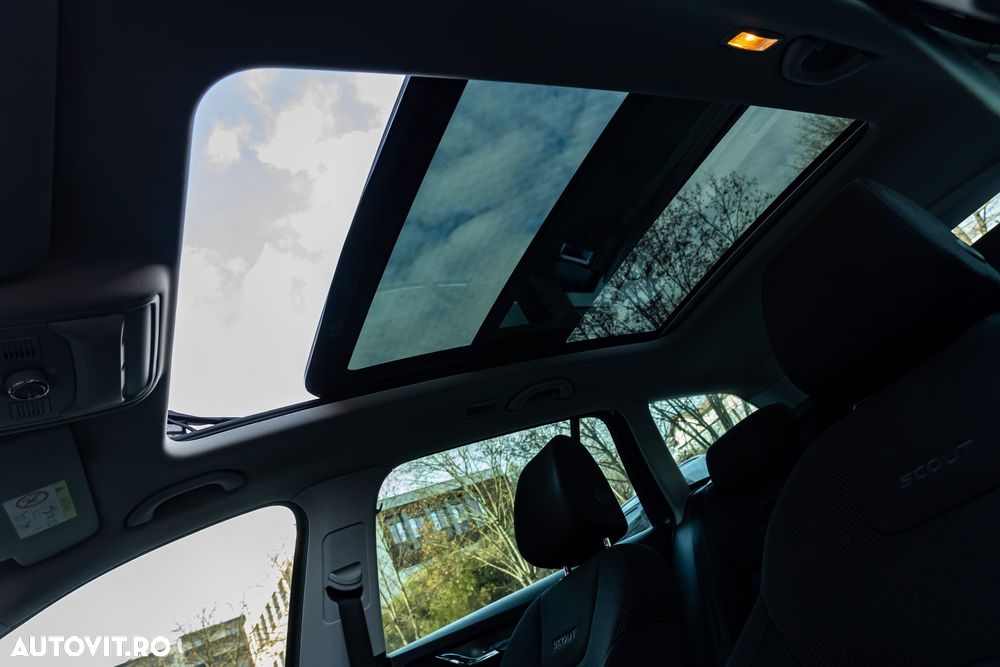 Skoda Octavia Combi 2.0 TDI (Green tec) 4x4 DSG Scout - 8