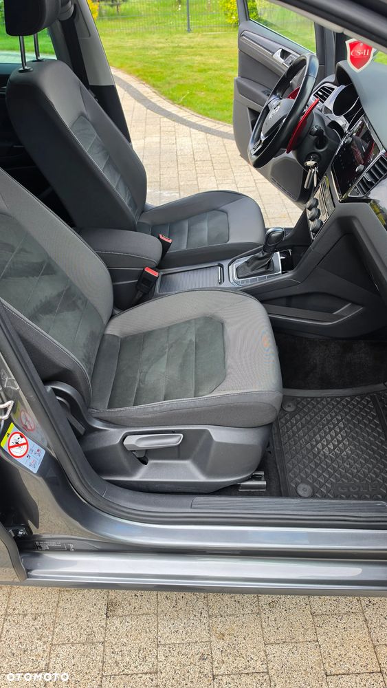 Volkswagen Golf Sportsvan - 10