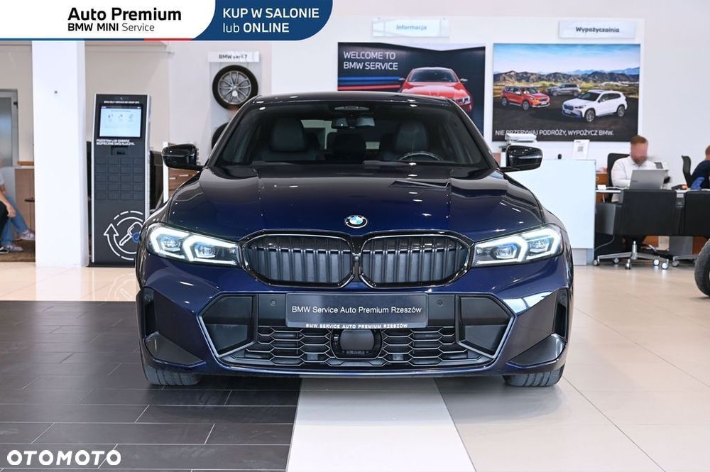 BMW Seria 3 320d xDrive mHEV - 4