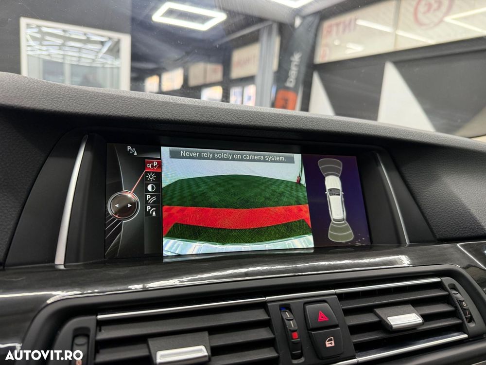 BMW Seria 5 525d xDrive Aut. Luxury Line - 10