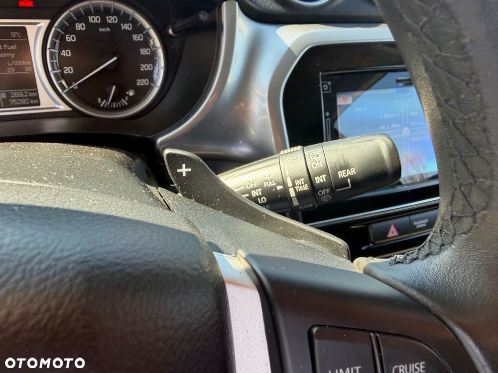 Suzuki Vitara 1.6 Comfort 2WD - 32