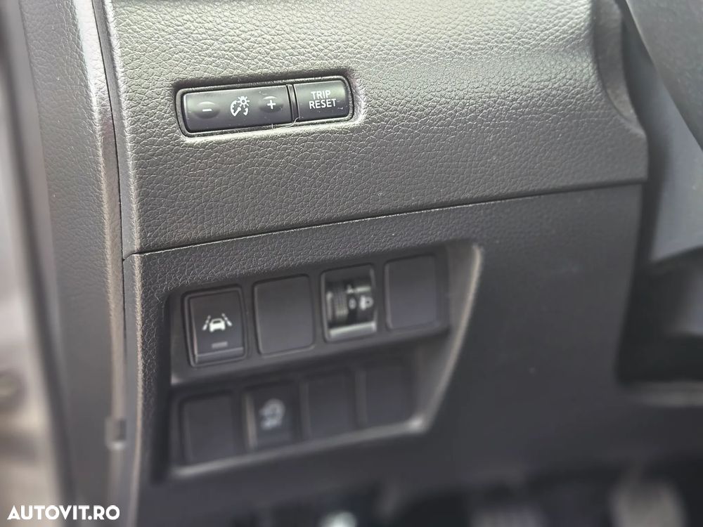 Nissan Qashqai 1.3 138CP 2WD Tekna - 25