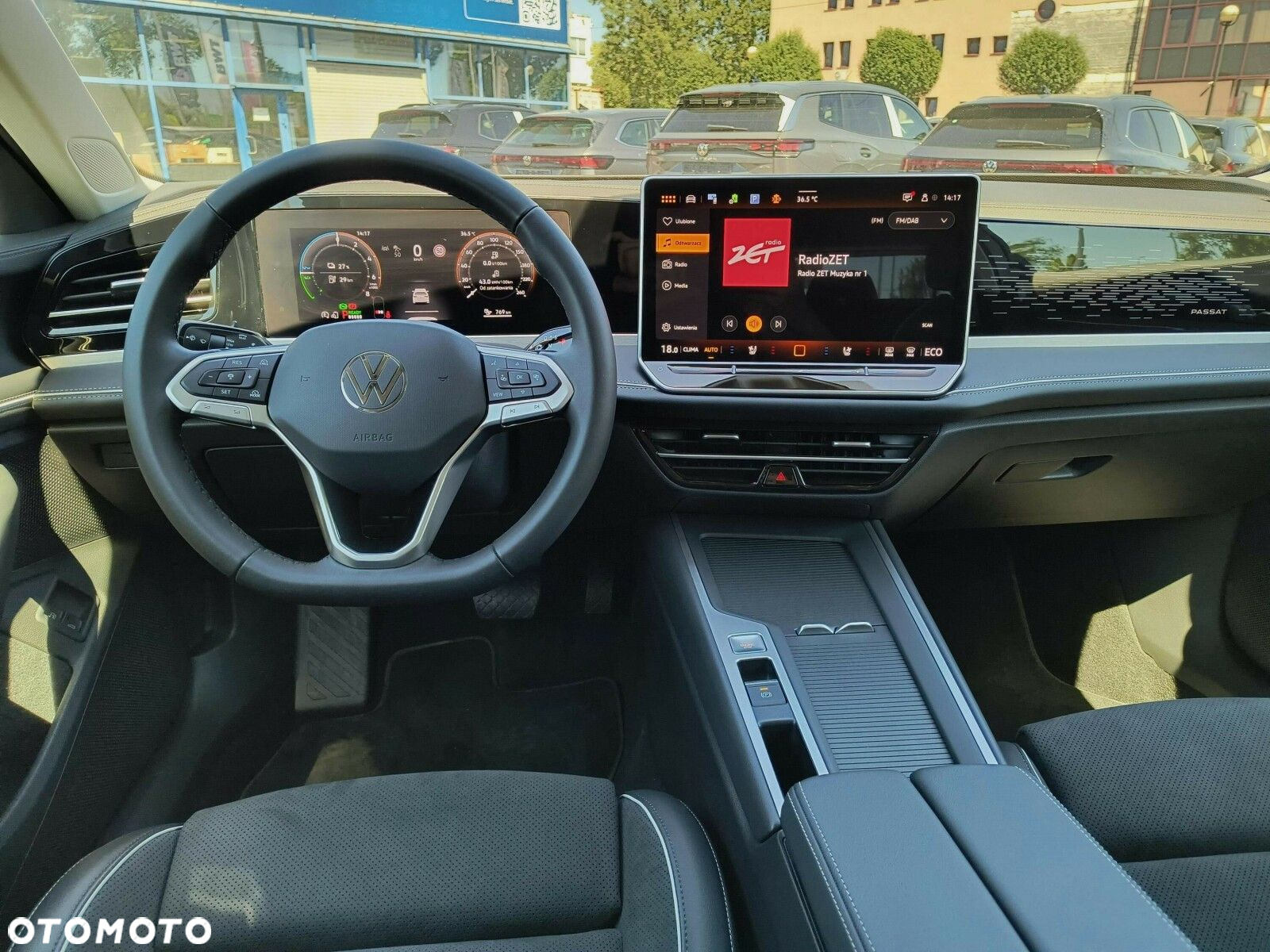 Volkswagen Passat - 13