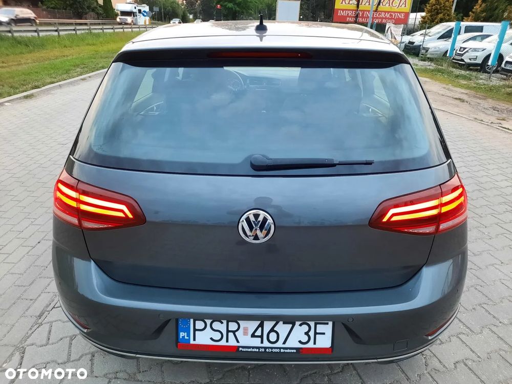 Volkswagen Golf 1.4 TSI BMT Comfortline - 9