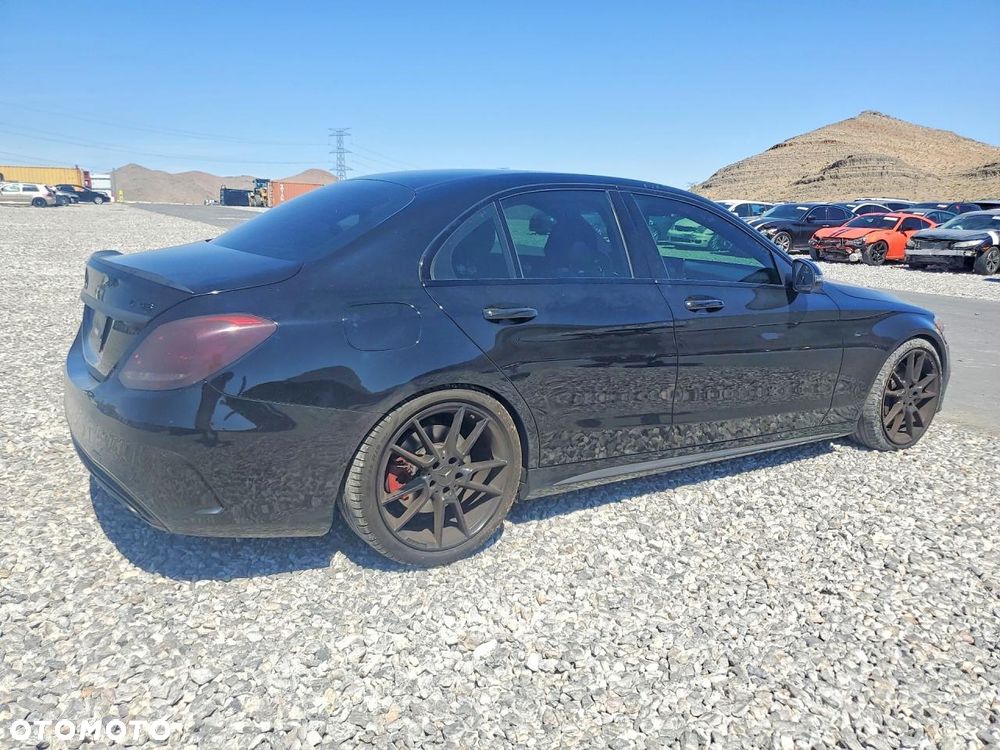 Mercedes-Benz Klasa C AMG 43 4Matic 9G-TRONIC - 3