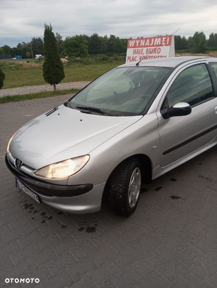 Peugeot 206 75 Grand Filou - 1
