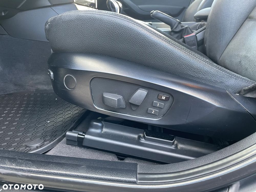 BMW X1 - 15