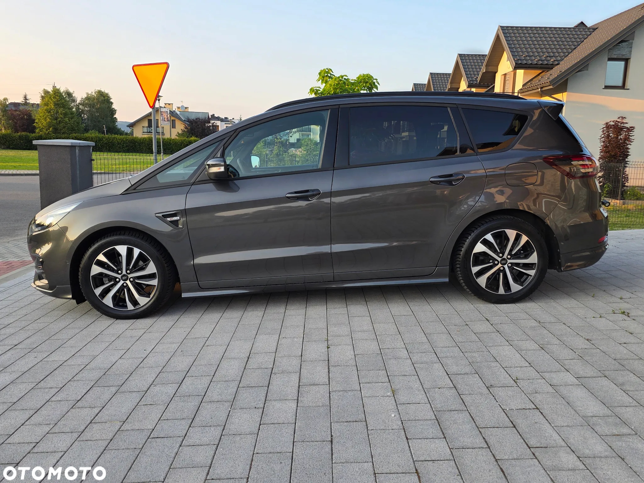 Ford S-Max 2.5 Hybrid ST-Line CVT 7os - 2