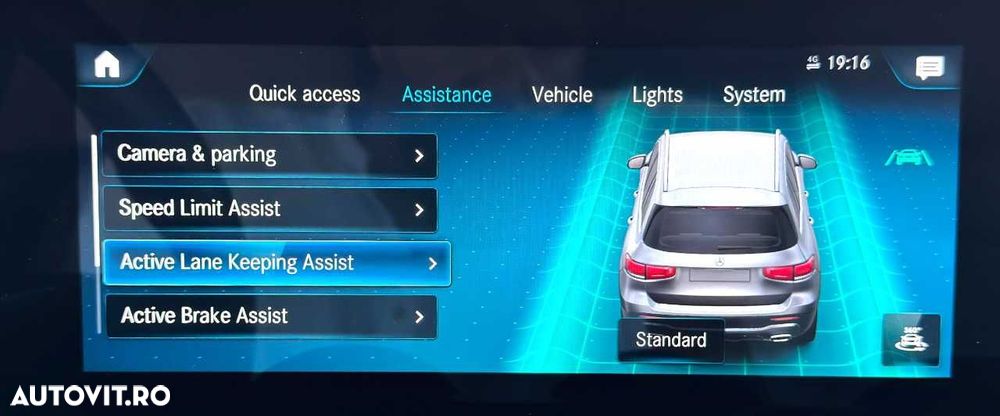 Mercedes-Benz GLB - 37