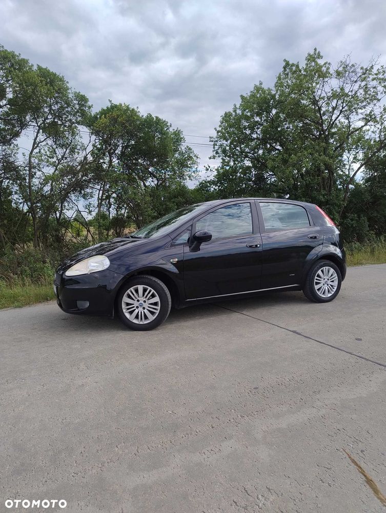 Fiat Grande Punto - 1