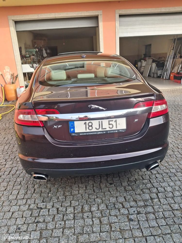 Jaguar XF 3.0 D V6 S Luxury - 6