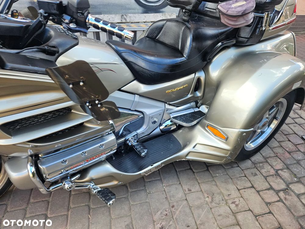 Honda GL - 16