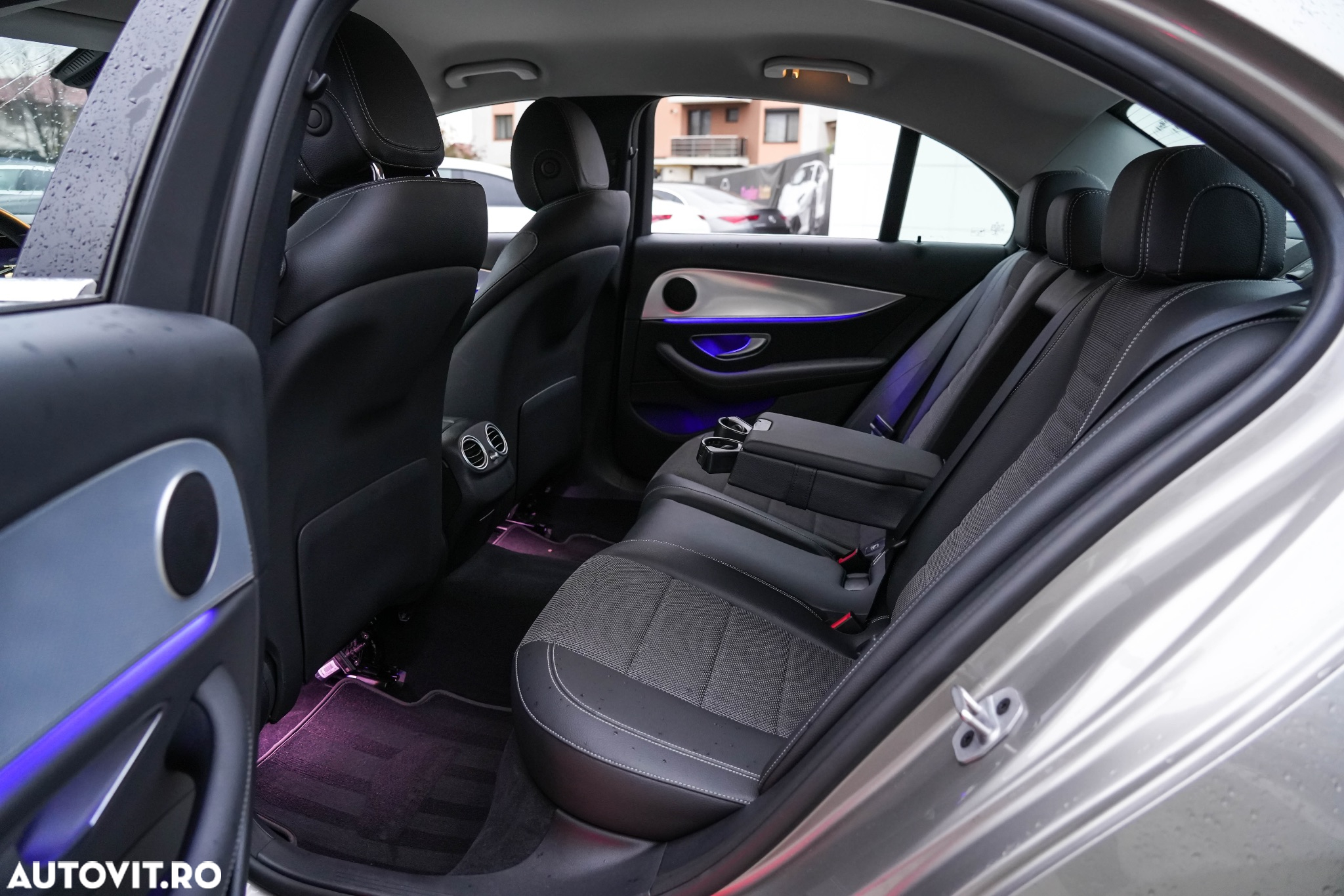 Mercedes-Benz E 300e 9G-TRONIC - 24