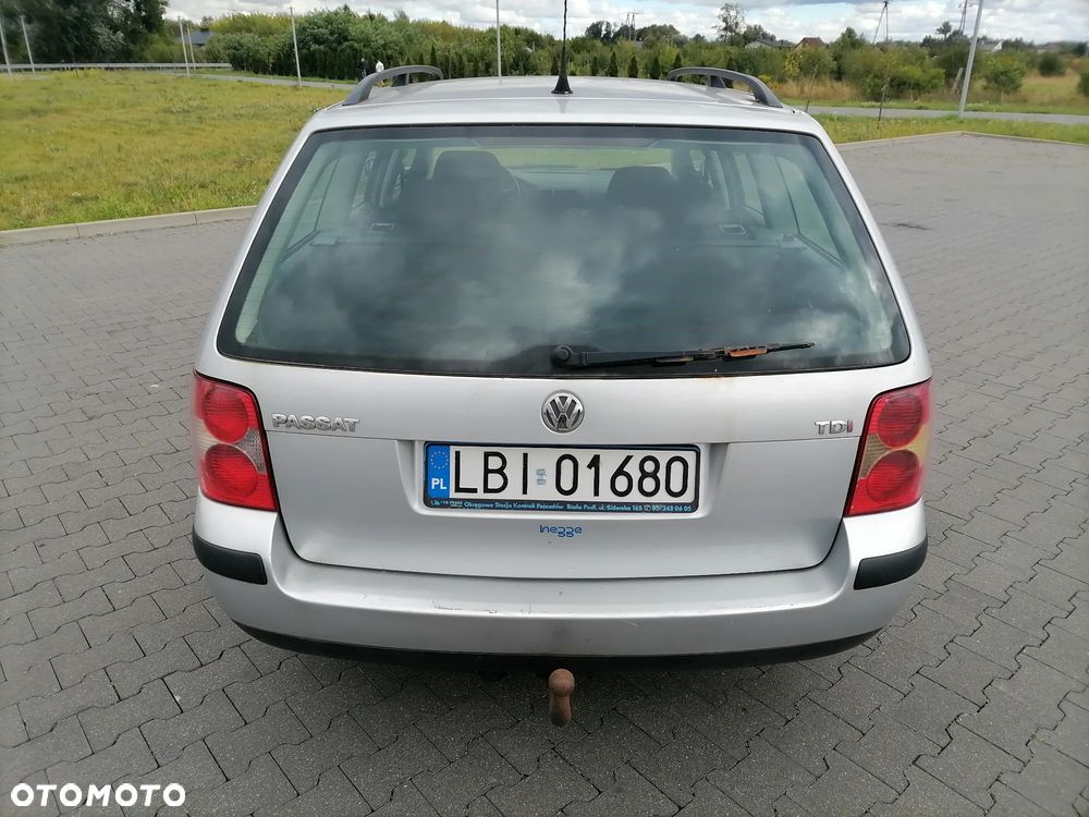 Volkswagen Passat - 5