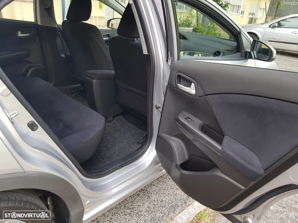 Honda Civic 1.4 i-VTEC Sport Navi - 38