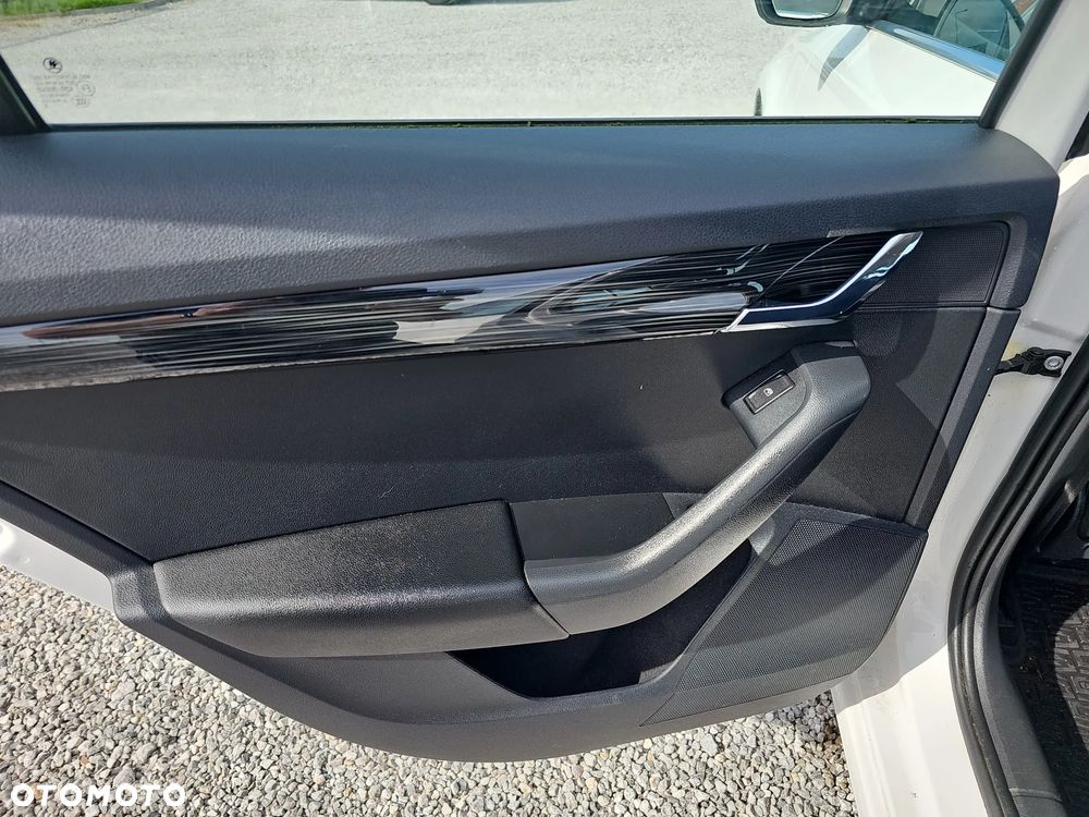 Skoda Octavia 2.0 TDI Style DSG - 26