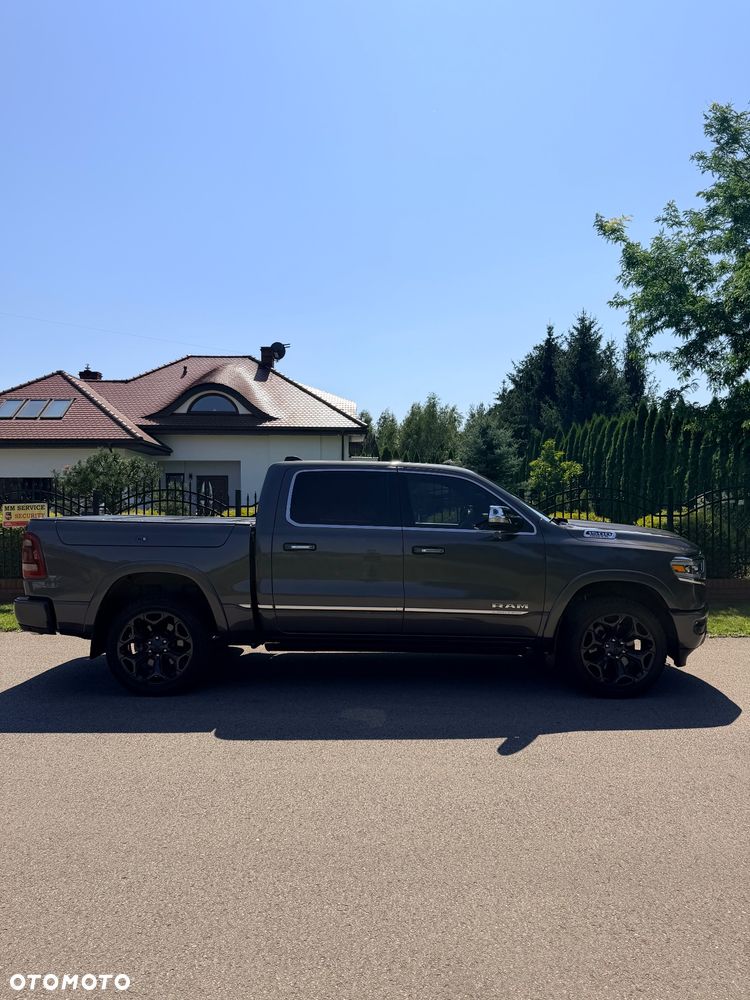 RAM 1500 5.7 Crew Cab Shortbed Limited Chrome - 12