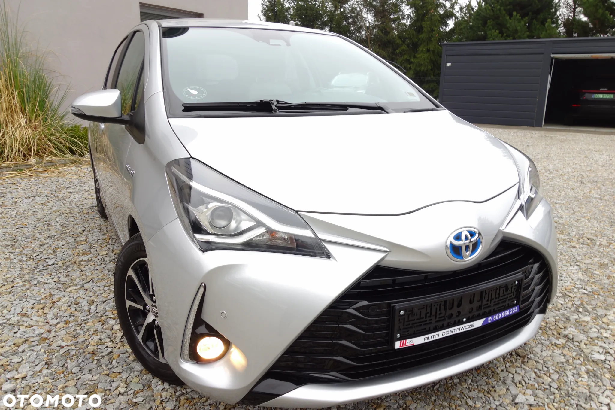 Toyota Yaris Hybrid 1.5 VVT-i Selection - 27