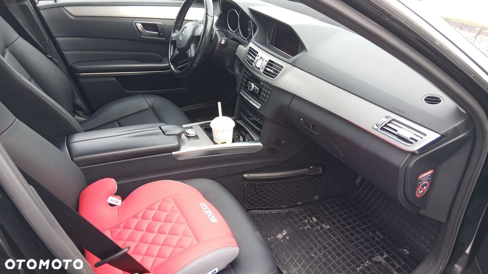 Mercedes-Benz Klasa E 200 BlueTEC 7G-TRONIC Classic - 9