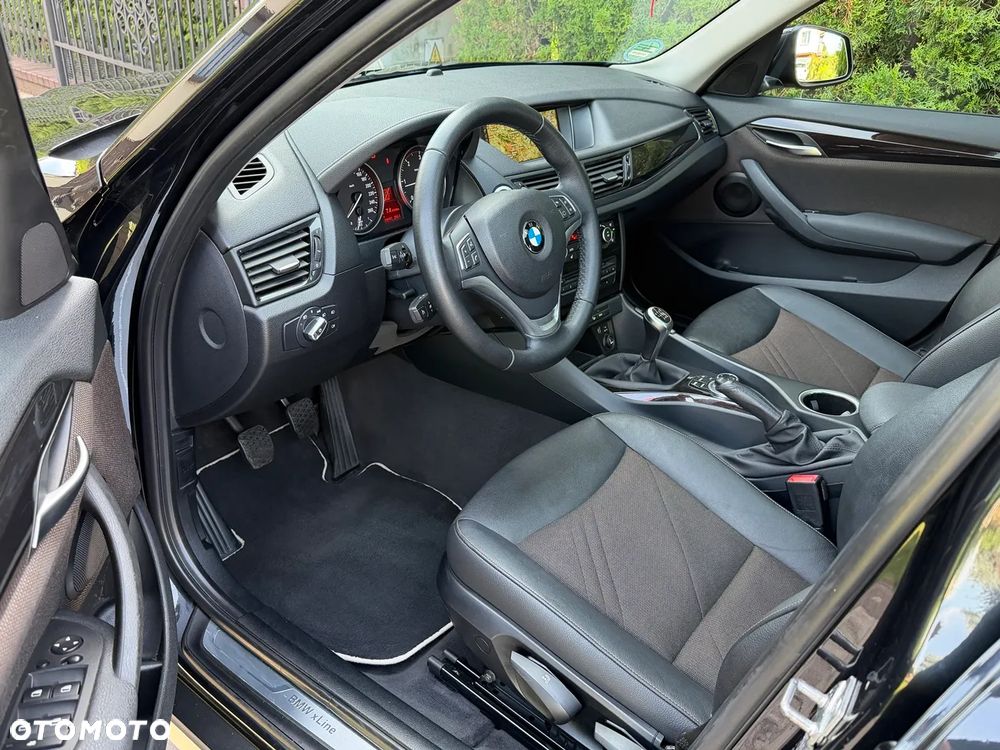 BMW X1 xDrive18d xLine - 23