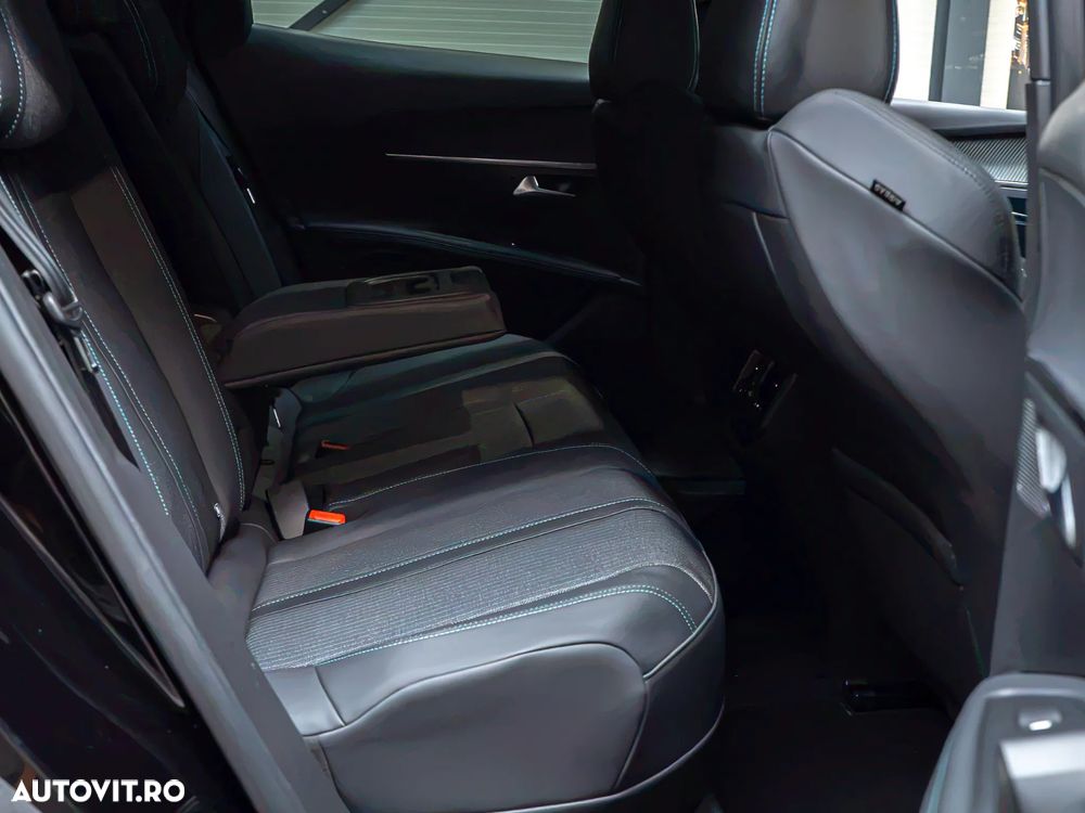 Peugeot 3008 225 e-EAT8 Allure Pack - 25