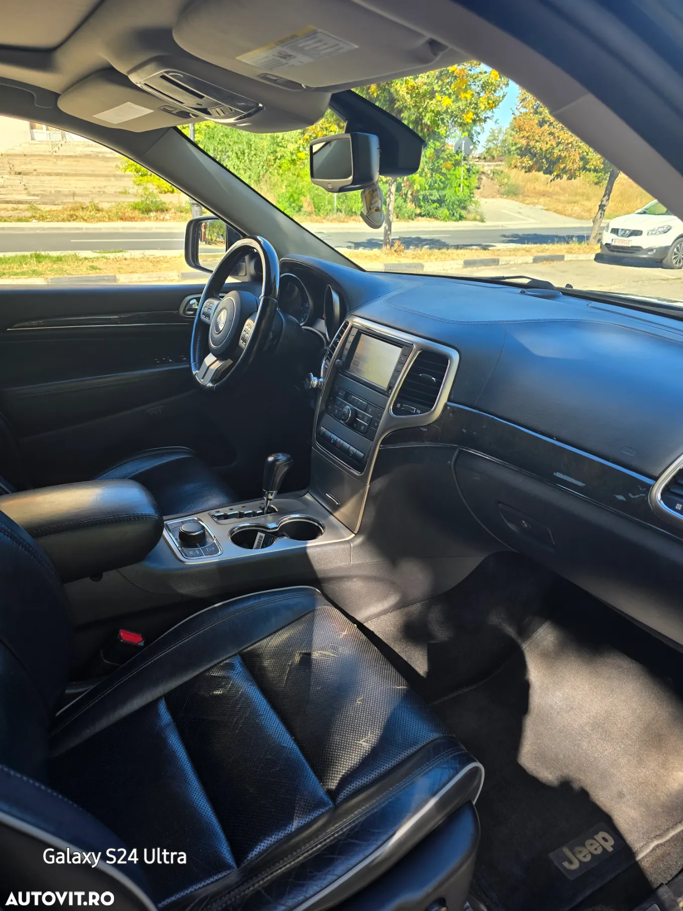Jeep Grand Cherokee - 5