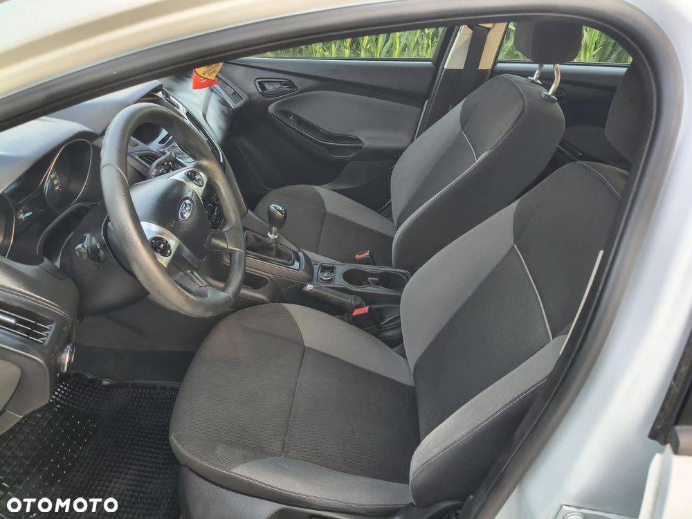 Ford Focus 1.6 TDCi Edition - 9