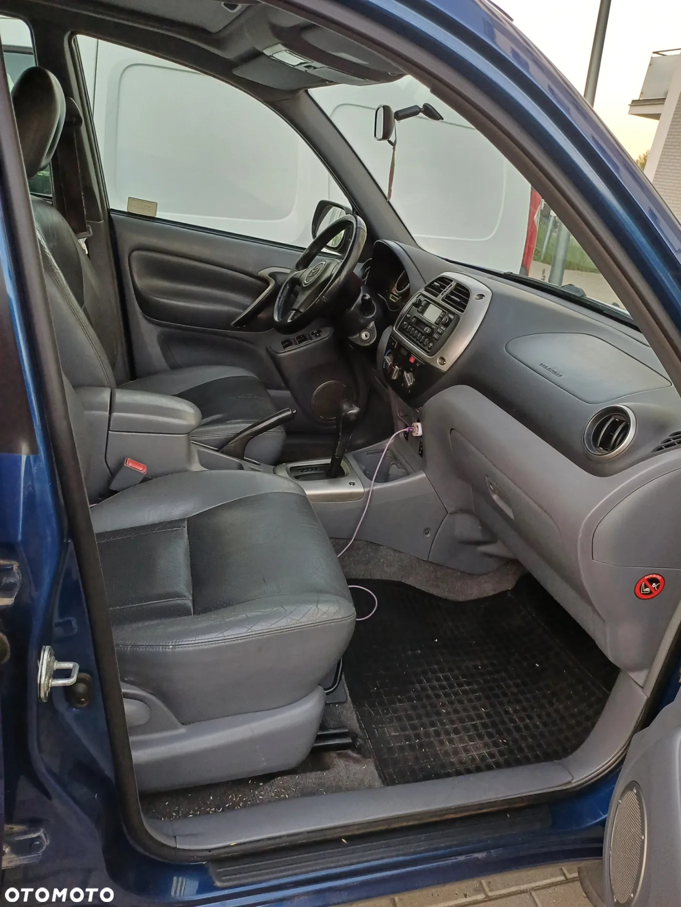 Toyota RAV4 2.0 VVT-i 4x4 - 8