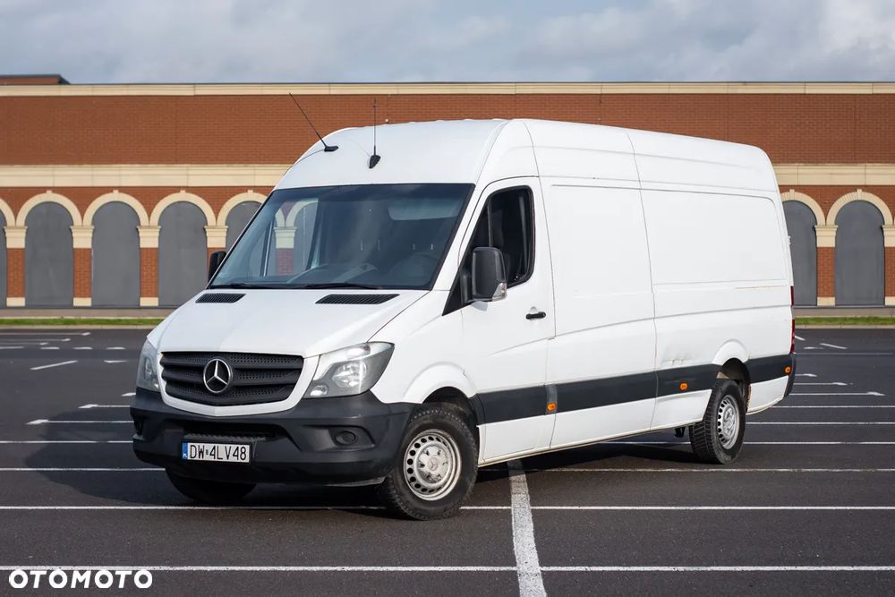 Mercedes-Benz Sprinter - 1