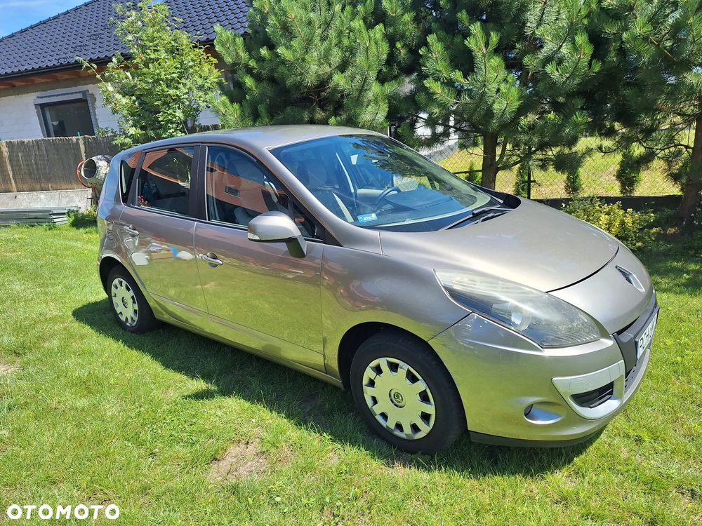 Renault Scenic 1.5 dCi Authentique - 1