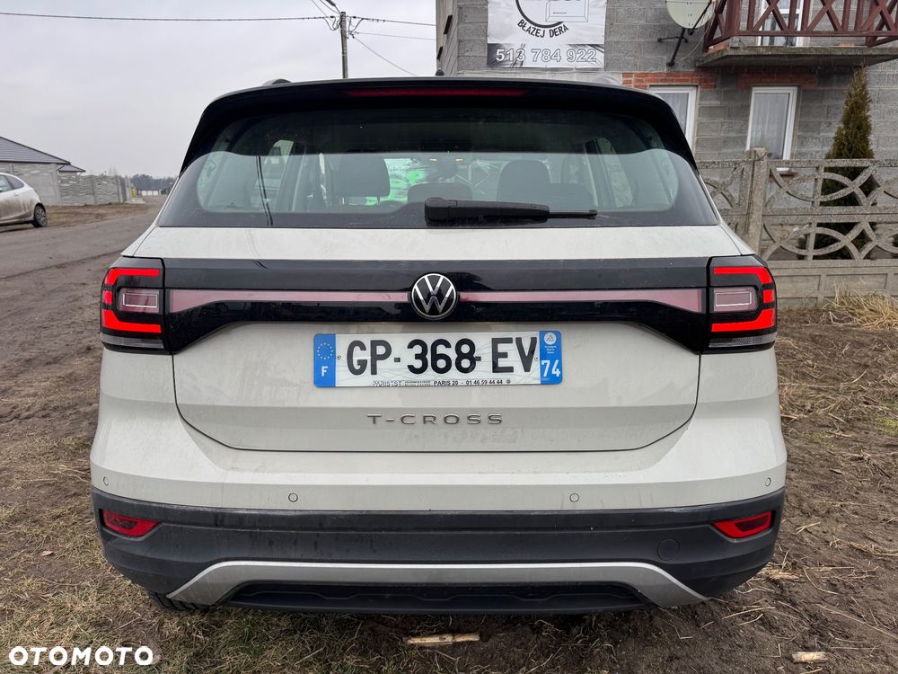 Volkswagen T-Cross - 16