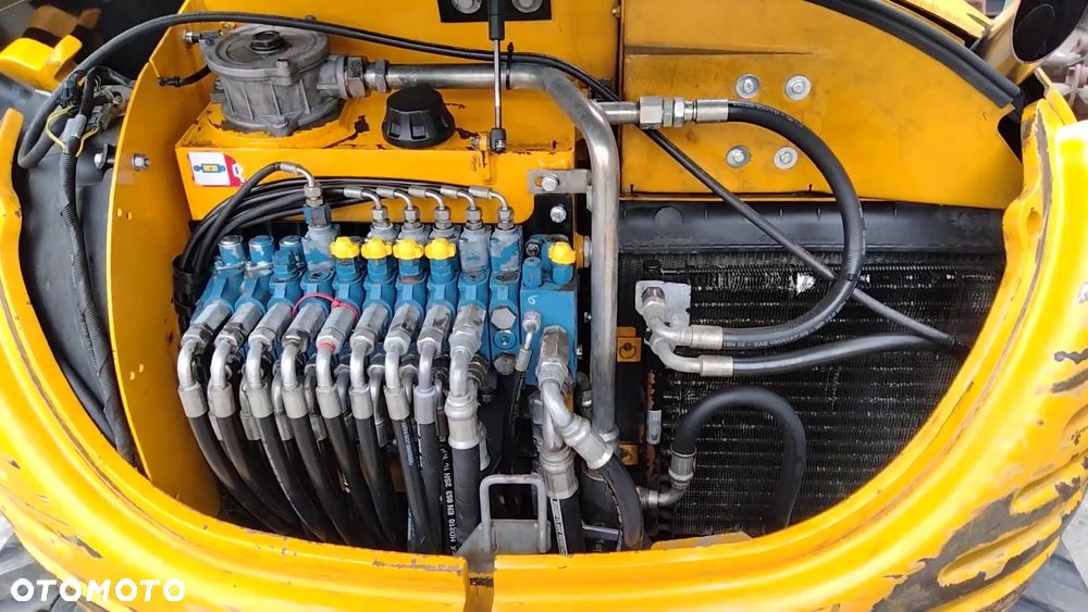 JCB 8060 - 8