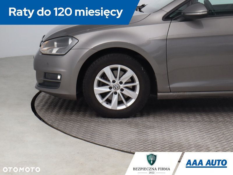 Volkswagen Golf - 16